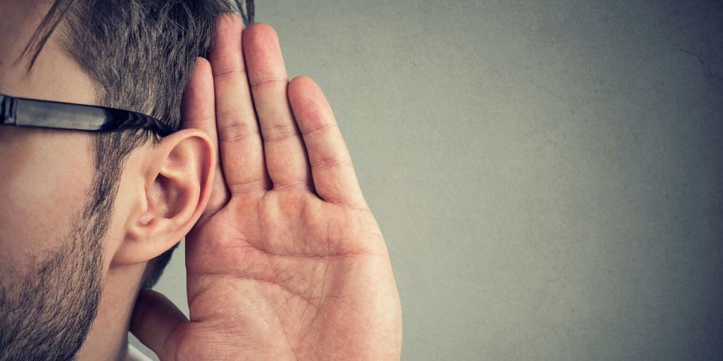 گوش دادن با ذهن آگاهی چیست
